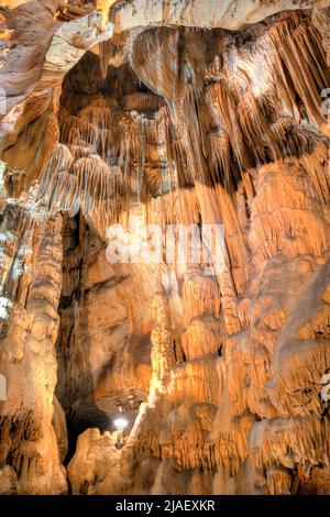 Grotta di Jasov, Slovacchia, immagine HDR Foto Stock