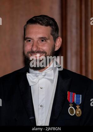 Amsterdam, Niederlande. 28th maggio 2022. Principe Nicolae di Romania al Koepelkerk di Amsterdam, il 28 maggio 2022, per partecipare al Tulips Ball 2022, si sta svolgendo un'asta di beneficenza per le opere della Fondazione Prince Nicolae di Romania, il Principe Nicolae aprirà la palla Credit: Albert Nieboer/Netherlands OUT/Point de Vue OUT/dpa/Alamy Live News Foto Stock