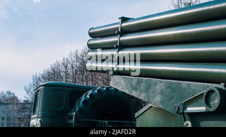 Sistema di lancio multiplo sovietico e russo Foto Stock