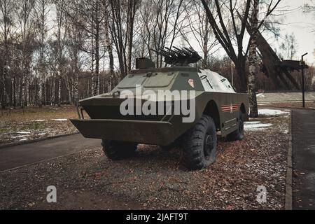 Ryazan, Russia - 22 novembre 2021: BRDM, veicolo di ricognizione corazzato russo e pattuglia Foto Stock