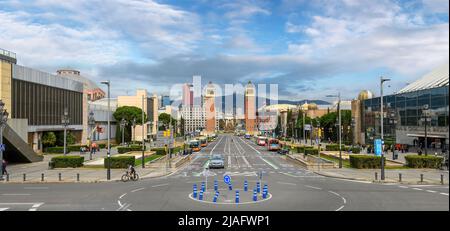 Barcellona, Spagna. Placa d'Espanya (Piazza Spagna) e Torres Venecianes Foto Stock