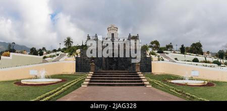 La città più antica dell'isola di Tenerife - la Oratava. Strade verdi e parchi sull'isola dell'eterna primavera. Isole Canarie, Spagna Foto Stock