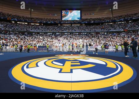 Saint-Denis, Francia. 28th maggio 2022. Real Madrid Fans Football/Soccer : Vista generale dei tifosi del Real Madrid prima della partita finale della UEFA Champions League tra Liverpool FC 0-1 Real Madrid CF allo Stade de France a Saint-Denis, Francia . Credit: Mutsu Kawamori/AFLO/Alamy Live News Foto Stock