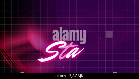 Immagine digitale di un segno di inizio che esegue lo zoom sullo schermo mentre lo sfondo mostra i contorni quadrati verdi che si muovono verso l'alto e la galassia Foto Stock