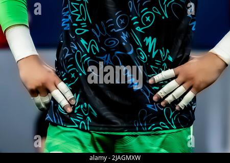 Andriy Lunin (Real Madrid) durante la partita della UEFA Champions League tra Liverpool 0-1 Real Madrid allo Stade de France il 28 maggio 2022 a Parigi, Francia. Credit: Maurizio Borsari/AFLO/Alamy Live News Foto Stock