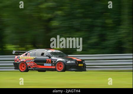 BARC CLUB CAR CHAMPIONSHIPS - OULTON PARK il British Automobile Racing Club ritorna a Oulton Park questo fine settimana per una giornata di corse al completo Foto Stock