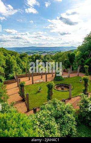 Passeggiata estiva nel bellissimo Parco di Altenstein vicino a Bad Liebenstein - Turingia - Germania Foto Stock