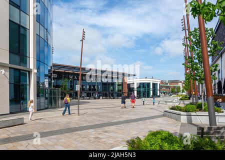 Warrington Market, Time Square, Warrington, Cheshire, Inghilterra, Regno Unito Foto Stock