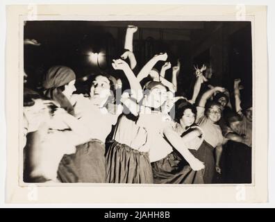 "Un monumento ai guerrieri caduti" della scuola Sascha Leontiev. Sconosciuto Foto Stock