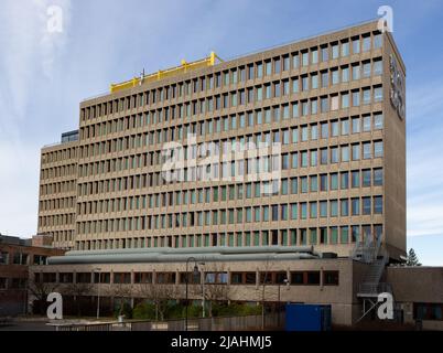 Il famoso architetto norvegese Erling Viksjø ha progettato questo edificio a Økern, Oslo, come sede principale di Standard Telefon og Kabelfabrikk. Foto Stock