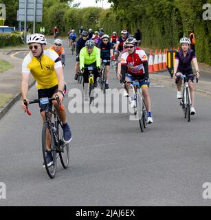 Partecipanti concorrenti RideLondon Charity Cycling Event Fyfield Essex Foto Stock