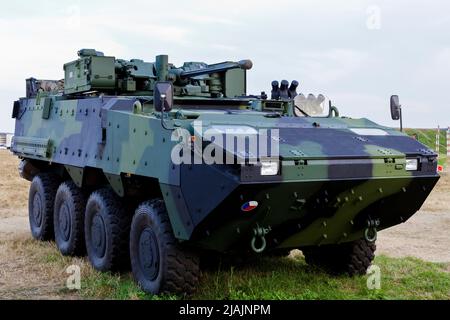 Esercito ceco Pandur II corazzato portatore personale. Foto Stock
