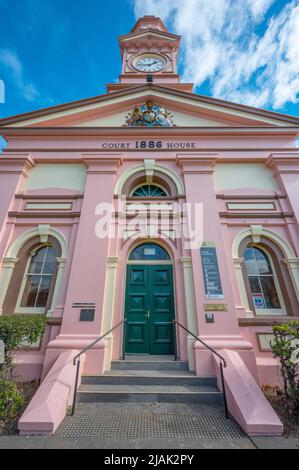 Elevazione frontale della storica casa di corte di inverell rosa, a Inverell, nuovo galles del Sud del Nord, australia Foto Stock