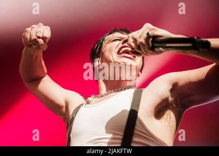 Copenaghen, Danimarca. 30th maggio 2022. Il cantante e cantautore inglese Yungblud suona un concerto dal vivo al VEGA di Copenhagen. (Photo Credit: Gonzales Photo/Alamy Live News Foto Stock