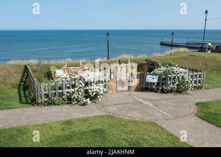 'Blitz House & Garden' Memorial dedicato al bombardamento WWII di Whitby a Whitby, North Yorkshire, Inghilterra. Foto Stock