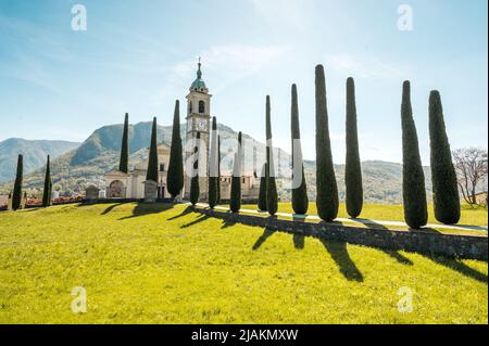 Chiesa Chiesa Parrocchiale di Sant'Abbondio in collina d'Oro in Ticino Foto Stock