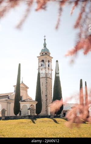 Chiesa Chiesa Parrocchiale di Sant'Abbondio in collina d'Oro in Ticino Foto Stock