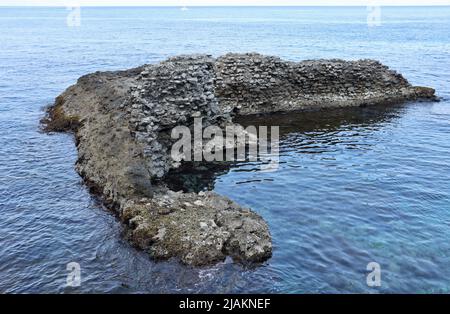 Capri - Scogli ai bagni di Tiberio Foto Stock