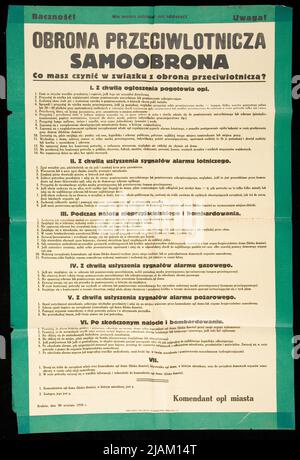 Anti Aircraft difesa poster cosa fare in relazione con anti Aircraft difesa Unione stampa casa a Cracovia Foto Stock