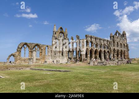 Le rovine di Whitby Abbey, Whitby, North Yorkshire, Regno Unito. Foto Stock