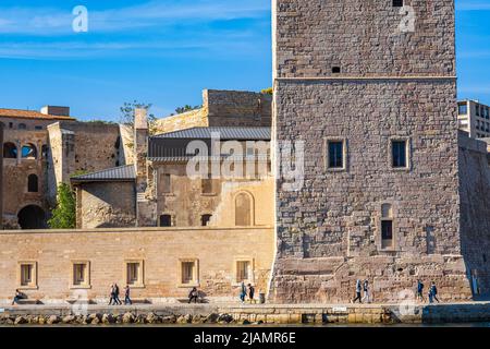 Le Vieux Port et le Fort Saint Jean, Marsiglia Francia Paca 13 Foto Stock