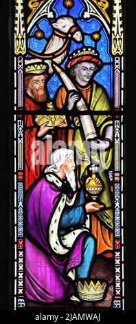 Una vetrata di Frederick Preedy raffigurante l'Adorazione dei Magi alla Natività, Chiesa di tutti i Santi, Chiesa Lench, Worcestershire Foto Stock