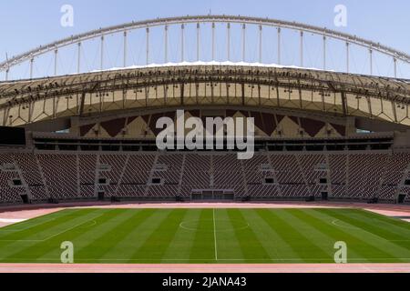 Khalifa International Stadium - l'arena da 40.000 posti è il più antico dei 8 stadi che ospiterà partite alla Coppa del mondo FIFA Qatar 2022. Foto Stock