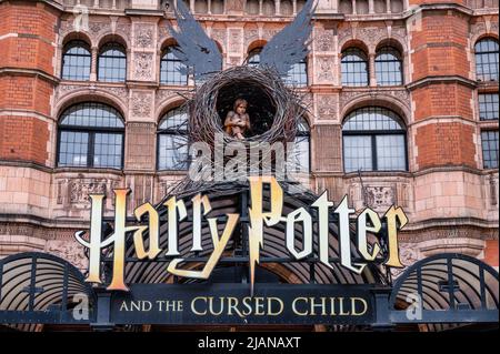 Londra, Regno Unito - 3 maggio 2022: Harry Potter e lo spettacolo del West End del Bambino maledetto a Londra Foto Stock