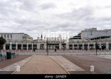 Louisville, Kentucky, USA - 28 dicembre 2021: L'ingresso a Churchill Downs a Louisville, Kentucky, USA. Foto Stock