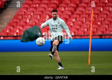 Londra, Francia. 31st maggio 2022. Lionel messi d'Argentina durante un allenamento il giorno successivo alla partita di calcio del Trofeo Finalissima 2022 tra Italia e Argentina allo stadio Wembley di Londra, Inghilterra, 31th maggio 2022. Foto Andrea Staccioli/Insidefoto Credit: Ininsidefoto srl/Alamy Live News Foto Stock