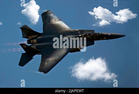 Air Force F-15 Fighter Jet Flyby al Seymour Johnson Air Force Show 4.25.09 Foto Stock