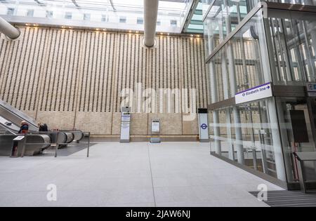 Elizabeth Line (Crossrail) Stazione della metropolitana di Paddington a Westminster, Londra Foto Stock