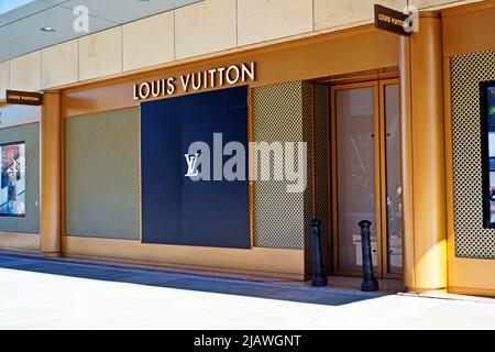 Louis Vuitton designer store, Exchange Square, Manchester, Inghilterra Foto Stock