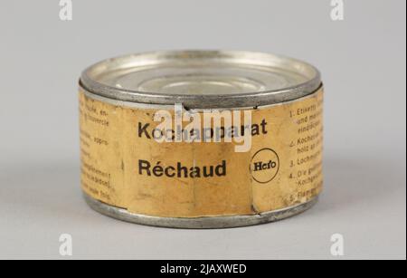 Una lattina con combustibile per il prodotto della fabbrica di stufe da campo dell'esercito svizzero Foto Stock