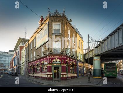 Il pub di Molloy nel Dublin Centre. Irlanda. Foto Stock