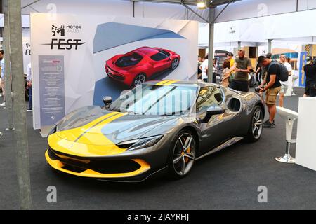 Modena, Italia, maggio 2022, Ferrari 296 GTB backside Detail, Motor Valley Exhibition Foto Stock