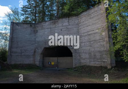 Mogreina, Norvegia - 21 maggio 2022: Trandumskogen è una foresta situata a Ullensaker. Fu il luogo di tiro per i carri armati tedeschi durante la guerra mondiale del 2 Foto Stock