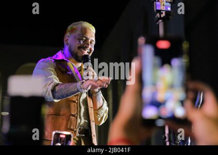 Christian Nodal in concerto, durante le festività del 2022 presso la piazza Emilaina de Zubeldia e il Museo dell'Università di sonora il 29 maggio a Hermosillo sonora Messico. (© Photo Tiradorestrella by NortePhoto.com) Christian Nodal en concierto, durante las fiestas del Pitic 2022 en la plaza Emilaina de Zubeldia y Museo de la Unoverdad de sonora el el 29 Mayo en Hermosillo sonora Mexico. (© Foto Tiradorestrella di NortePhoto.com) Foto Stock