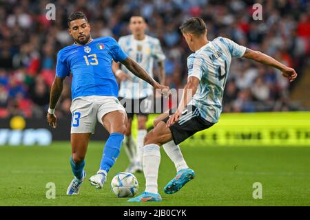 Londra, Regno Unito. 31st maggio 2022. Emerson Palmieri (13 Italia) durante la UEFA CONMEBOL Finalissima 2022 tra Italia e Argentina al Wembley Stadium di Londra, Inghilterra. Cristiano Mazzi/SPP Credit: SPP Sport Press Photo. /Alamy Live News Foto Stock