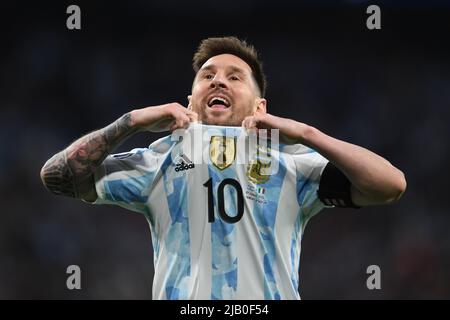 Lionel messi (Argentina) Durante la partita della UEFA Champions League tra l'Italia 0-3 Argentina al Wembley Stadium il 1 giugno 2022 a Londra, Inghilterra. (Foto di Maurizio Borsari/AFLO) Foto Stock