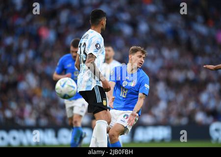 Nicolo Barella (Italia) Durante la partita della UEFA Champions League tra l'Italia 0-3 Argentina al Wembley Stadium il 1 giugno 2022 a Londra, Inghilterra. (Foto di Maurizio Borsari/AFLO) Foto Stock