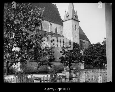 Chiesa parrocchiale di Skalbmierz (ex collegiata) Saint. Giovanni Battista, vista dal sud-ovest sconosciuto Foto Stock