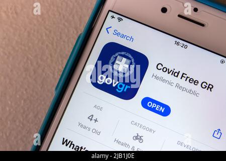 Kumamoto, GIAPPONE - Lug 14 2021 : Covid Free GR (app ufficiale greca per la verifica della certificazione COVID digitale europea) in App Store su iPhone Foto Stock