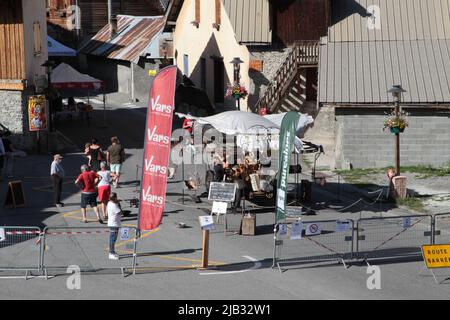 Fête du village de Vars Sainte-Marie un 15 août, Hautes-Alpes Foto Stock