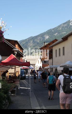 Fête du village de Vars Sainte-Marie un 15 août, Hautes-Alpes Foto Stock