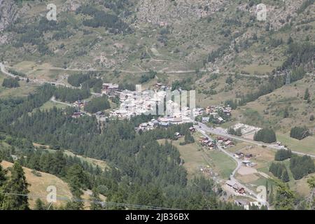 Vars Sainte-Catherine vue d'en haut Foto Stock