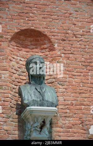 Busto di Dante, porta Arsenale, Venezia Foto Stock