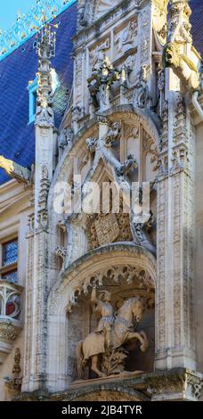 Facciata del Palais des Ducs de Lorraine con statua equestre del Duca Antoine de Lorraine, patrimonio mondiale dell'UNESCO, Nancy, dipartimento di Foto Stock