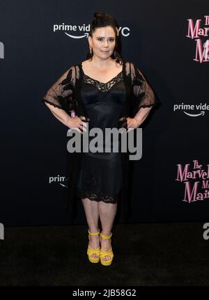 2 giugno 2022, New York, New York, Stati Uniti: Alex Borstein frequenta la meravigliosa Mrs Maisel Emmys FYC a Steiner Studios (Credit Image: © RadLev in/Pacific Press via ZUMA Press Wire) Foto Stock