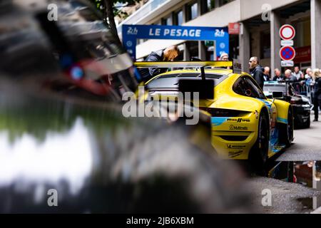 88 POORDAD Fred (usa), LINDSEY Patrick (usa), HEYLEN Jan (bel), Dempsey-Proton Racing, Porsche 911 RSR - 19 durante l'esame della 2022 24 ore di le Mans, 3rd round del Campionato Mondiale di Endurance 2022 della FIA, sul circuito della Sarthe, dal 3 al 4 giugno, 2022 a le Mans, Francia - Foto Joao Filipe/DPPI Foto Stock